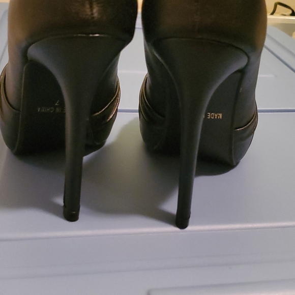 Charlotte Russe pumps - Picture 3 of 4